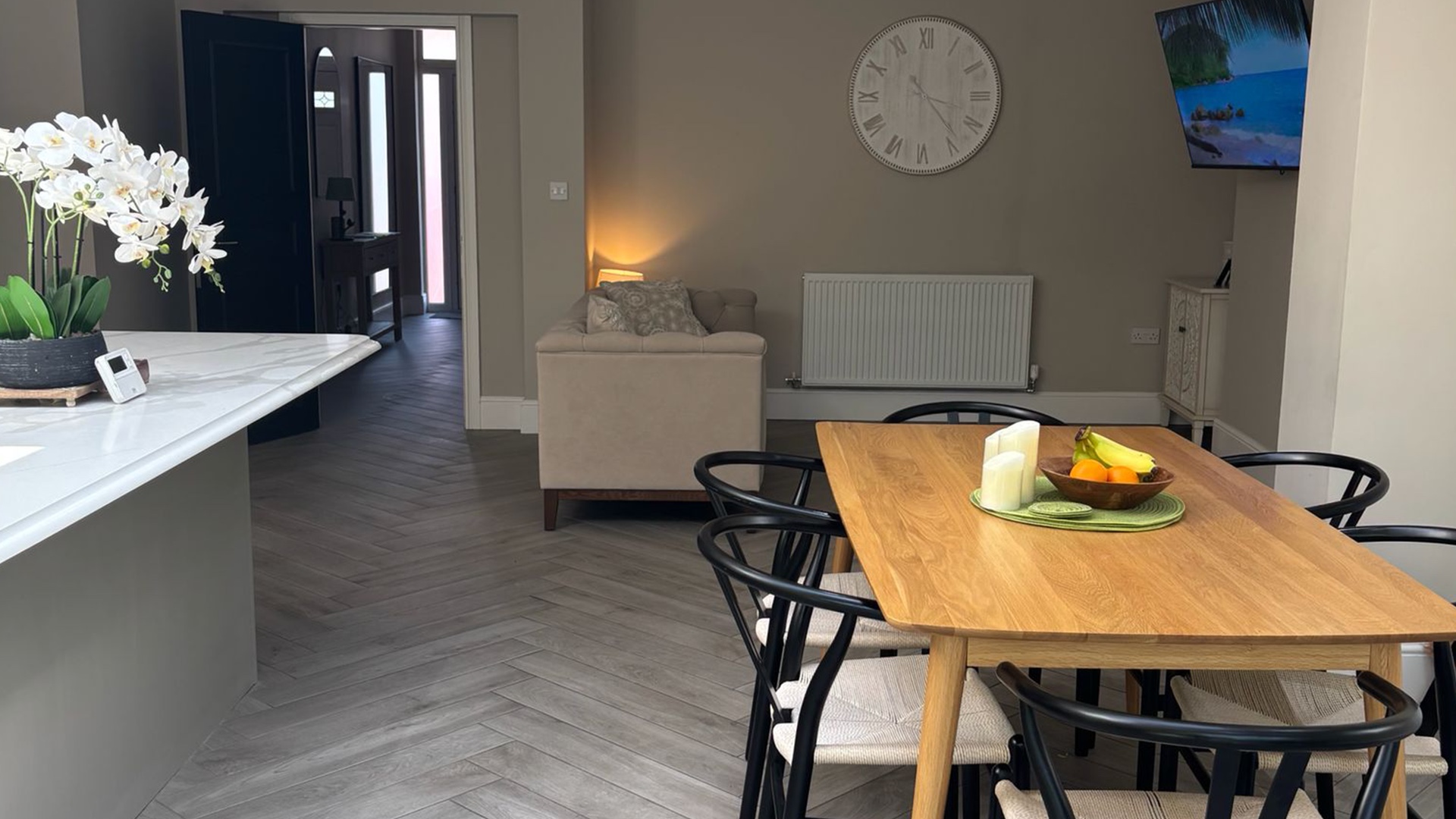 Kitchen and dining area